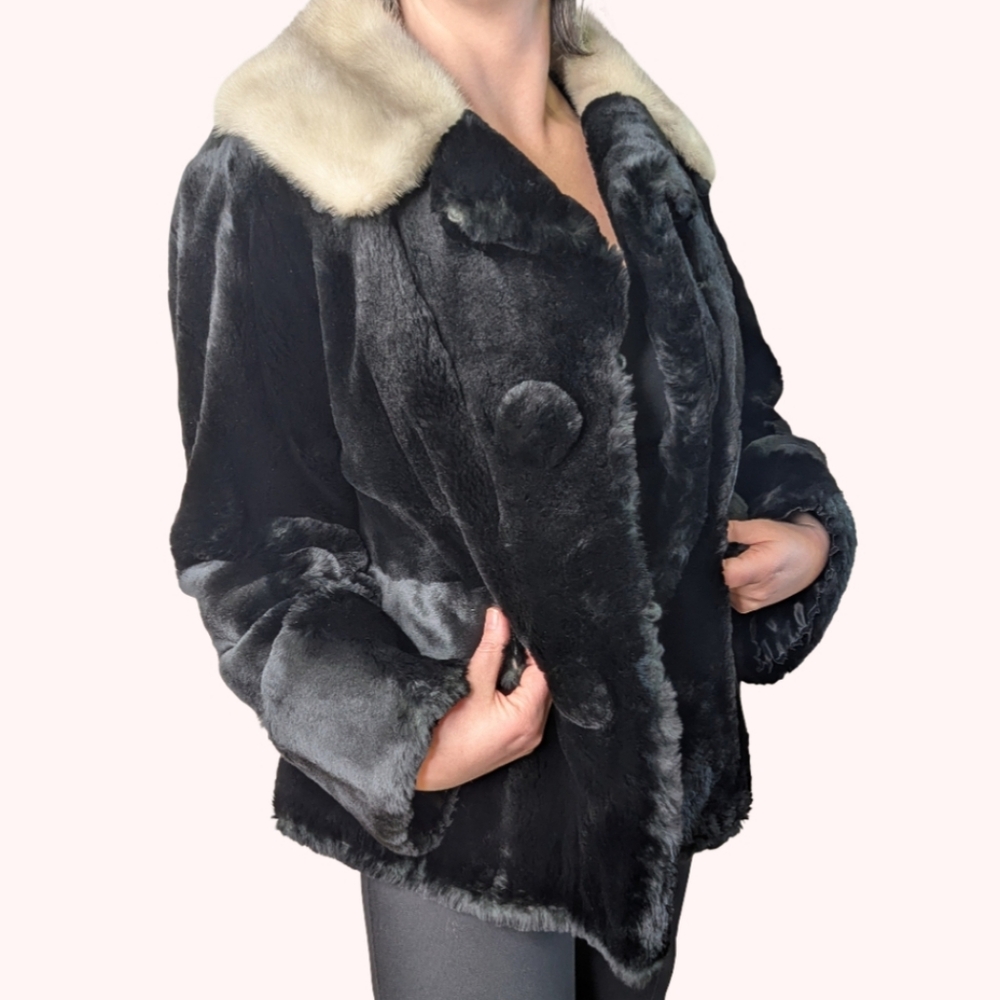 Regal Furs Vintage Boxy Fur Jacket - Chapel Of Paris Black/Contrast Collar